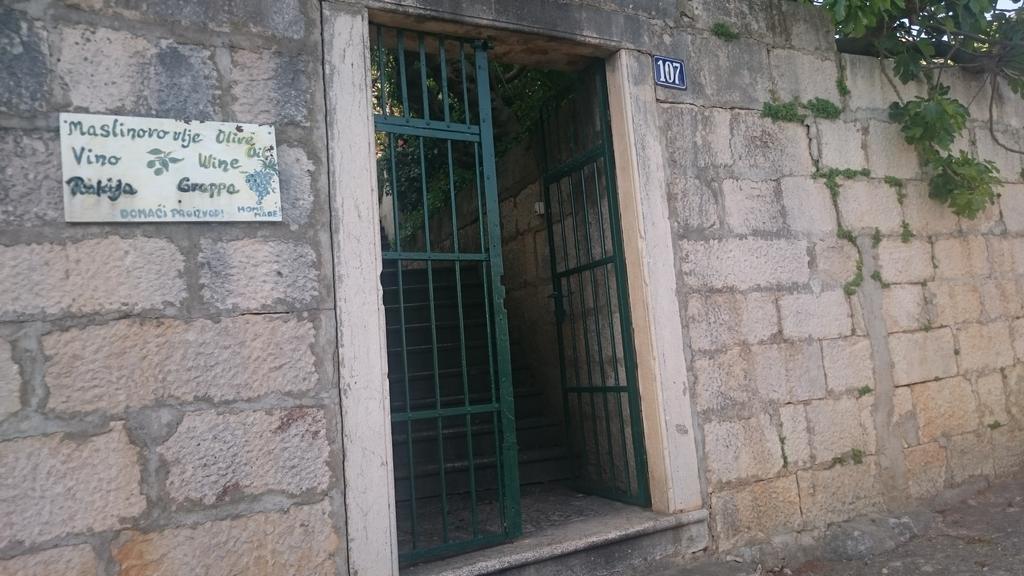 Apartments Petkovic Kuciste Bilik gambar